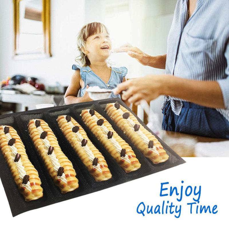 Teglia Antiaderente per 5 Pani - Kitchen Essentials Baking Tray recensione e prezzo
